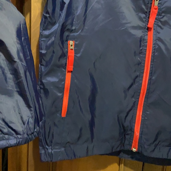1221 The North Face - Hydrenalite WindBreaker/Rain Jacket - Picture 4 of 9